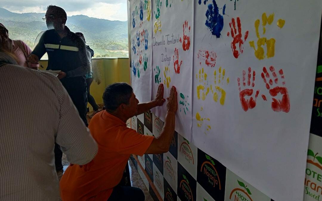 Mise en œuvre de tables de dialogue plurilatérales pour la gouvernance territoriale – Equateur