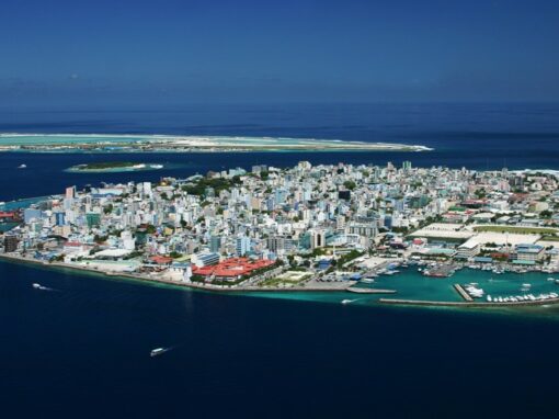 Analyse stratégique environnementale et sociale (SESA) pour les trois plans de développement régional des Maldives – Maldives